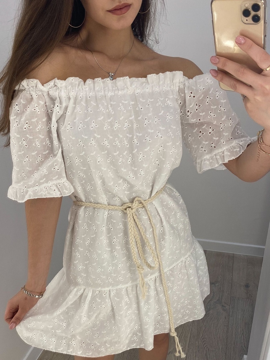 Платье (2021) 10066 с вышивкой